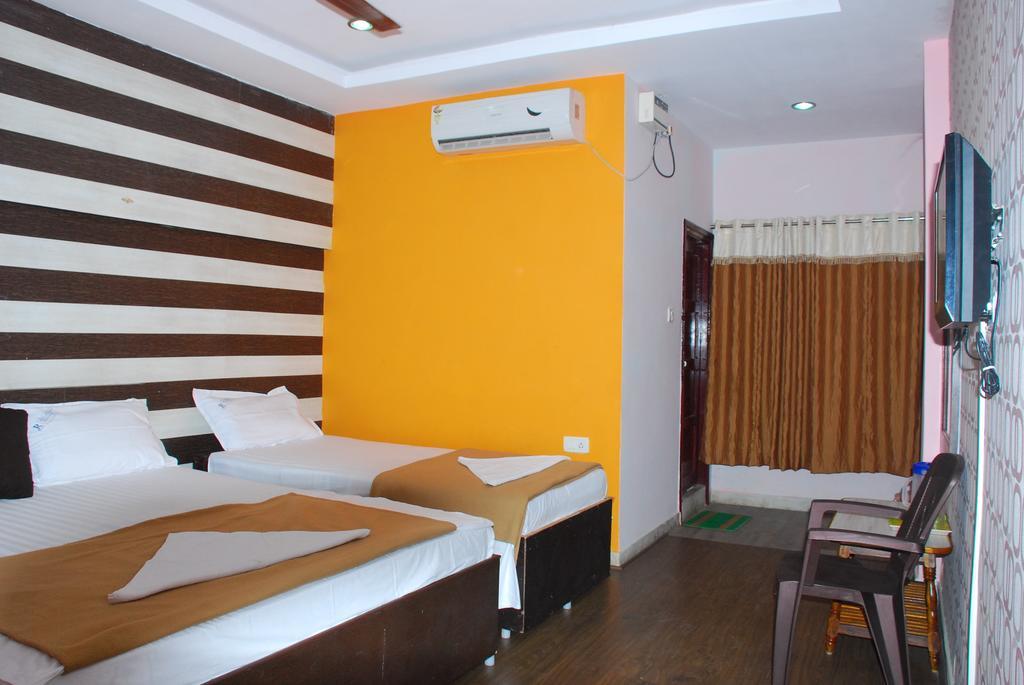 Hôtel Jayalakshmi Residency à Tirupati Chambre photo